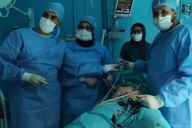 فريق طبي بأزيلال ينجح في أول عملية جراحية لحمل خارج الرحم
