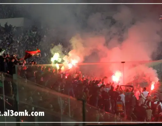 جماهير مولودية الجزائر تشعل دونور بكركاج خيالي(فيديو)