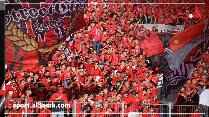 جماهير الوداد تزلزل دونور باهازيجها في مباراة الفتح(فيديو)