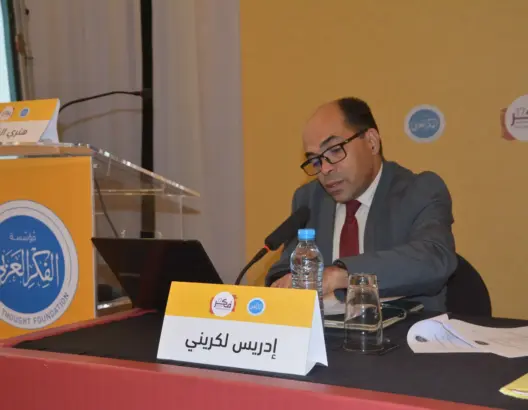 الكريني: “كورونا”.. إدارة بالرعب لتمرير قرارات يصعب تمريها في الحالات العادية