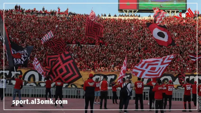 جماهير الوداد تبدع بآلة الترومبيت (فيديو)