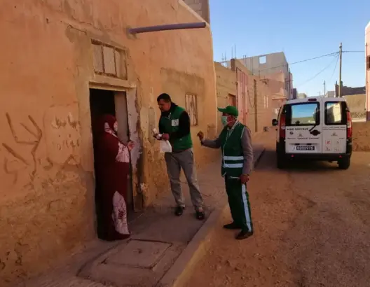 بعد الحجر الصحي.. أيادي الخير تصل مسني وطريحي الفراش بأسا الزاك (صور)