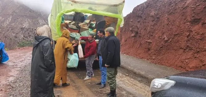 مواطنون بأزيلال يشكون الإقصاء من مساعدات غذائية