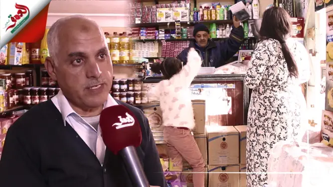 تاجر: تهافت الناس على السلع فاجأنا .. وهذا سيؤدي لارتفاع الأسعار (فيديو)