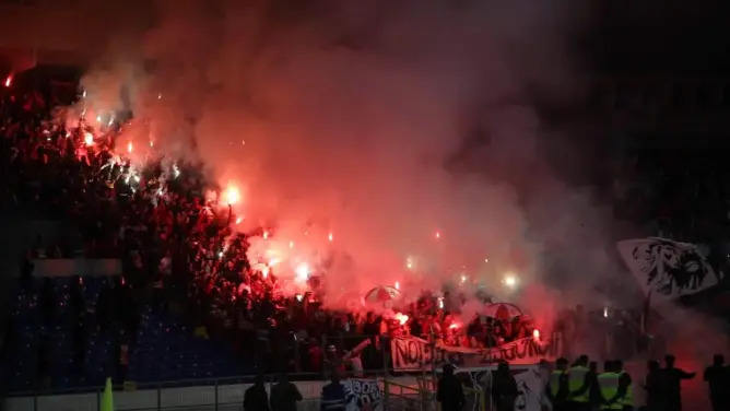 جماهير النجم الساحلي تشعل دونور بكركاج رهيب(فيديو)