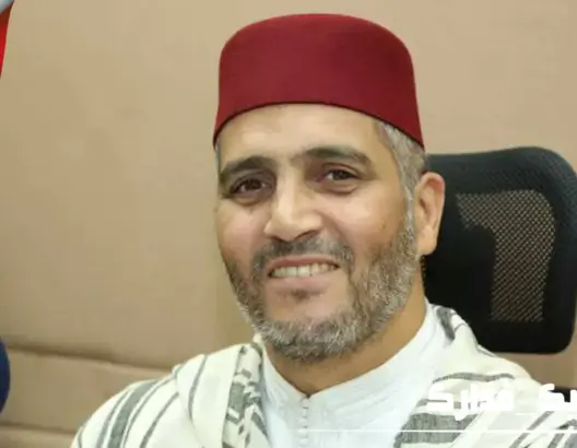 المقرئ العيون الكوشي يتضرع إلى الله بدعاء مؤثر لرفع وباء كورونا