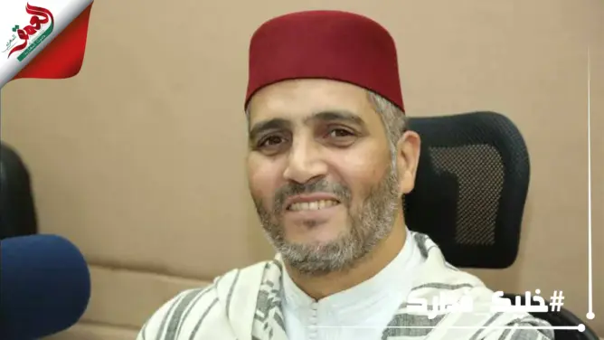 المقرئ العيون الكوشي يتضرع إلى الله بدعاء مؤثر لرفع وباء كورونا