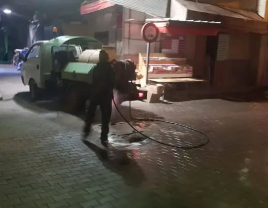 “كورونا” يدفع سلطات تارودانت لتعقيم الأسواق ووسائل النقل العمومية