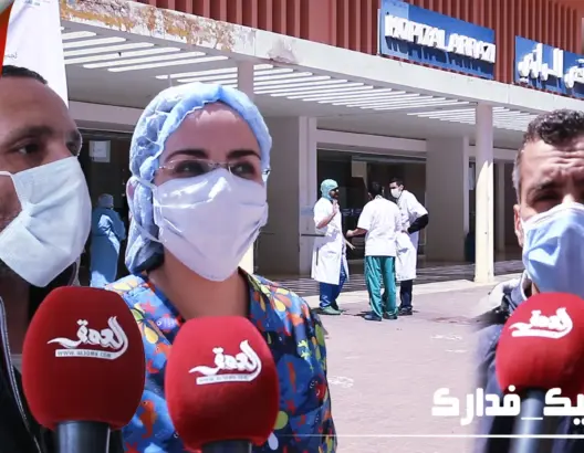 متعافيان من “كورونا” يغادران مشفى مراكش ويوجهان نداء للمغاربة (فيديو)