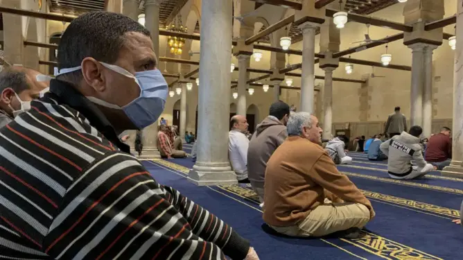 منظمة الصحة العالمية تنصح المسلمين باتباع التباعد الجسدي في رمضان