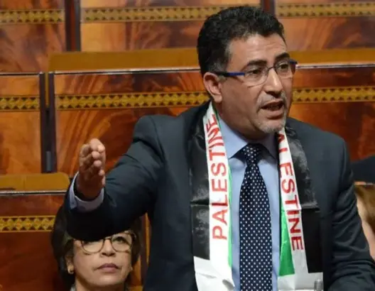 البرلماني حموني ينتقد عدم حضور وزراء إلى جلسات البرلمان