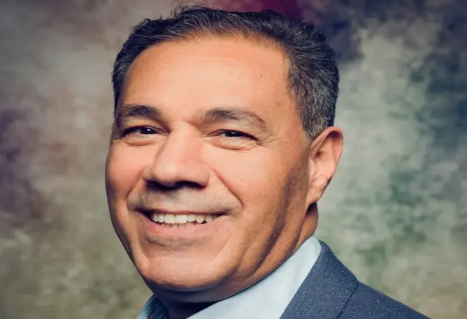 مغاربة العالم.. روح في الوطن وجسد في المهجر