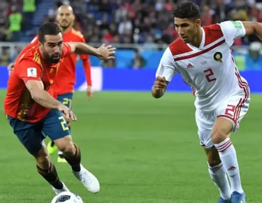 الإدريسي لـ”العمق”: الأفضل لحكيمي أن يعود لريال مدريد.. وكرفخال تراجع مستواه