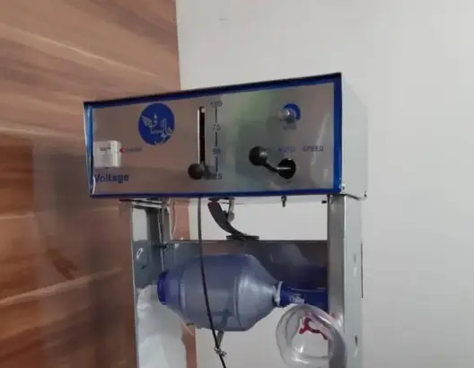 بسعر رخيص.. مخترعات يطورن جهاز تنفس اصطناعي من قطع سيارات (فيديو)