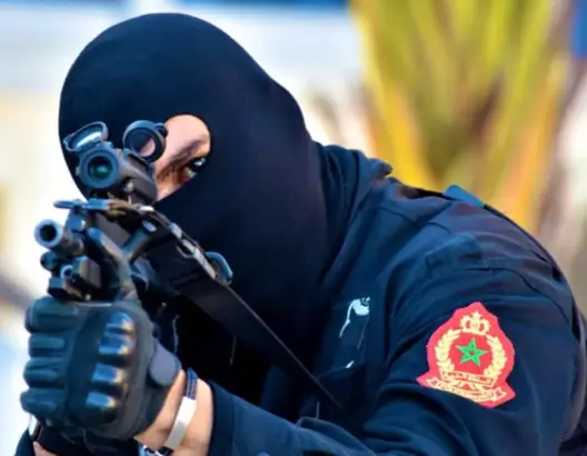شرطة البيضاء تطلق الرصاص لتوقيف جانح عرض سلامتهم وأمن المواطنين للتهديد