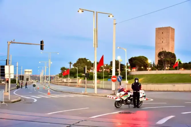 بعد الجدل.. لفتيت يستثني الصحافيين حاملي البطاقة المهنية من حظر التنقل الليلي
