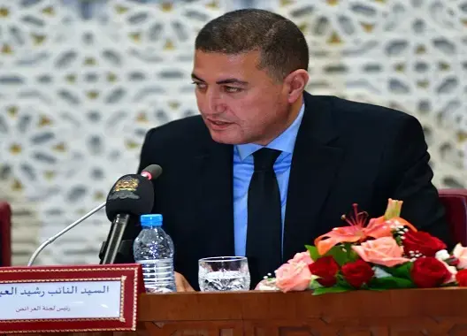 البام ينبه العلمي إلى تفشي وباء “كورونا” بوحدات صناعية بالعرائش