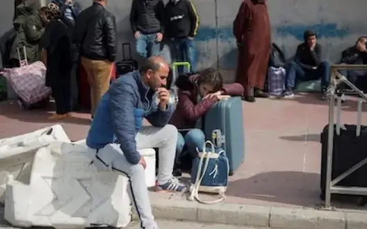 عالقون بالخارج: الحكومة تخلت عنا.. ونرفض إخضاع ملفنا لحسابات سياسية