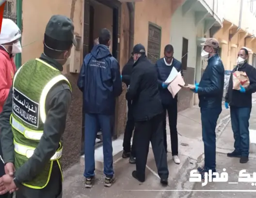 إفران.. دعم 20 ألف أسرة بالمواد الغذائية وإيواء العشرات بسبب جائحة “كورونا” (صور)