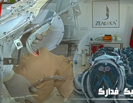 مهندس وطبيب جراح يطوران جهاز تنفس وصندوقا لحماية الأطر الطبية من كورونا (فيديو)