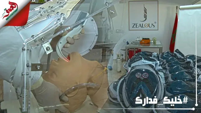 مهندس وطبيب جراح يطوران جهاز تنفس وصندوقا لحماية الأطر الطبية من كورونا (فيديو)
