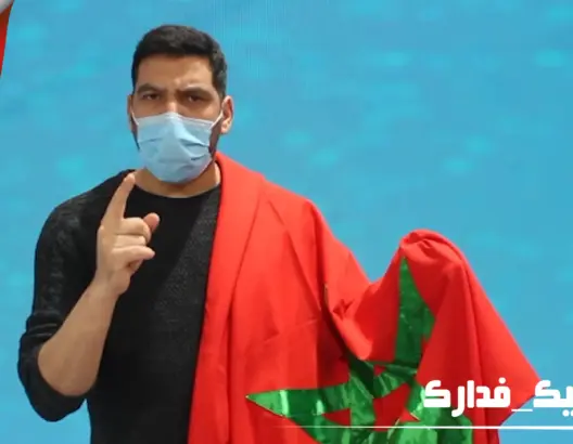 إعلامي مغربي بتركيا يستنكر حرق العلم الوطني ويوجه رسالة للمغاربة (فيديو)