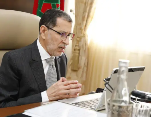 نقابة ترفض الاقتطاع من أجور العاملين بقطاع الصحة وتدعو إلى تحفيزهم