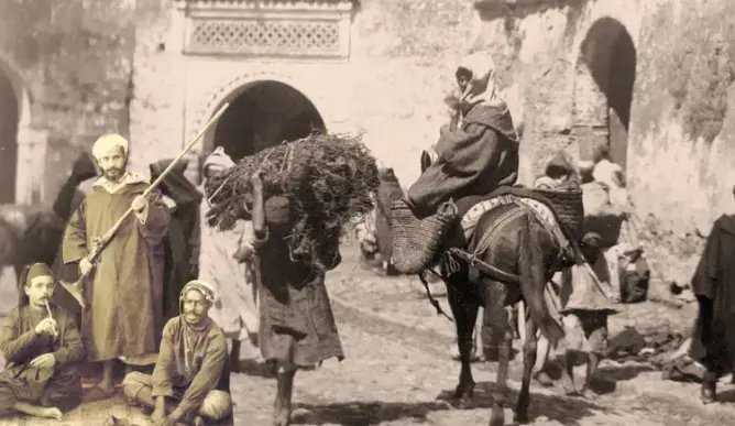هكذا دخل التبغ للمغرب زمن السعديين.. وهذه قصة “السبسي” و”الشقف”
