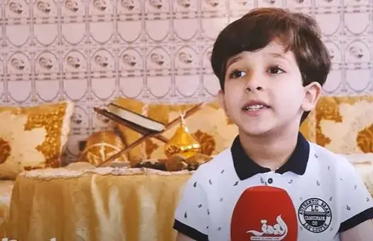 محمد طه.. طفل مغربي تألق في جزءي سلسلة “البوي” رفقة سعيد الناصيري (فيديو)