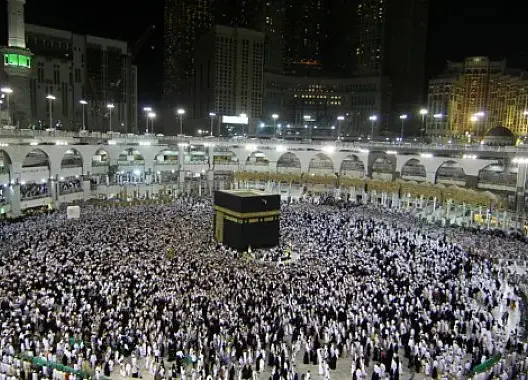 خوفا من “كورونا” .. مسؤول سعودي يرجح إلغاء التروايح في رمضان