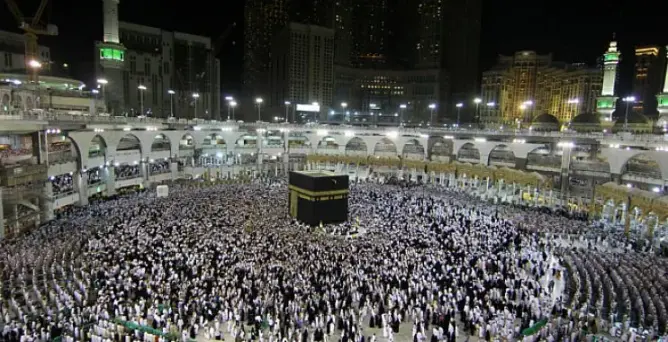 خوفا من “كورونا” .. مسؤول سعودي يرجح إلغاء التروايح في رمضان
