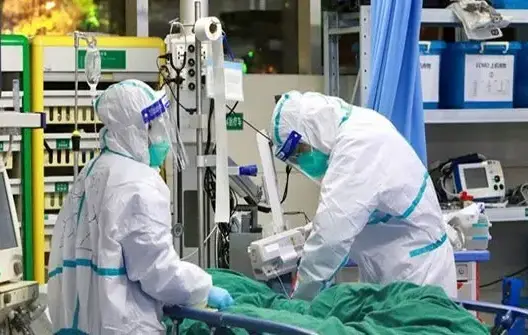 استنكار يرافق طريقة نقل سيدة بدمنات بعد تماثلها للشفاء من كورونا