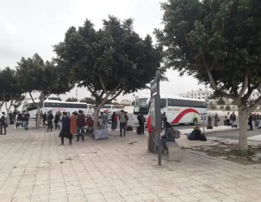 سُلطات ورزازات تُجلي 113 طالبا علقوا في أكادير منذ مارس الماضي (صور)