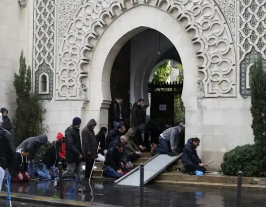 فرنسا.. منظمات إسلامية تستنكر إقصاء المسلمين من قرار فتح دور العبادة