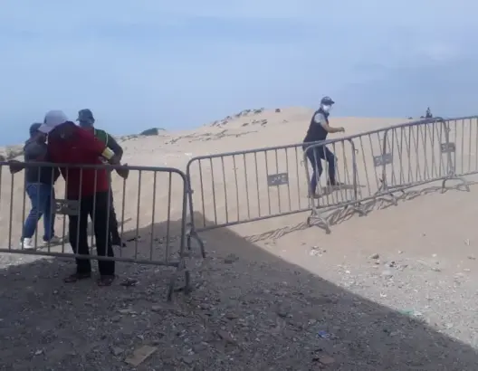 بعد توافد مواطنين عليه في الحجر الصحي.. سلطات الصويرة تغلق “شاطئ آسفي”