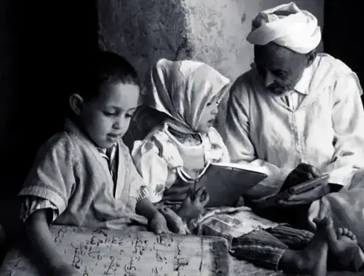 “صحافة الأمس”.. دعوة لإصلاح التعليم وبناء المدارس بعائدات جلود الأضاحي