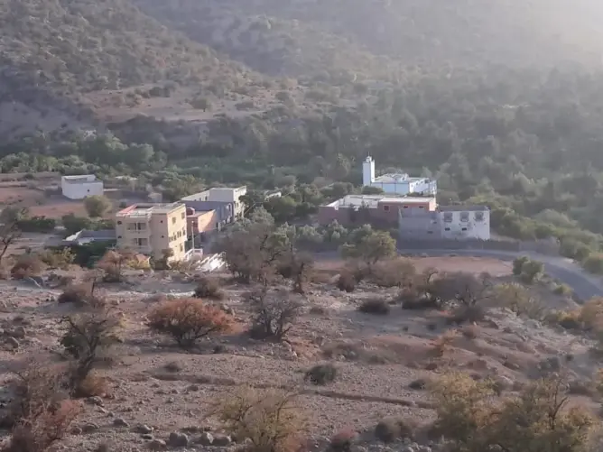بعد الإفطار بدقائق.. طفل ينهي حياته شنقا داخل حضيرة ضواحي أكادير