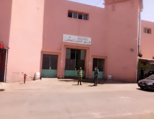 انتشار كورونا يدفع سلطات مراكش لإغلاق سوق بلدي (صور)