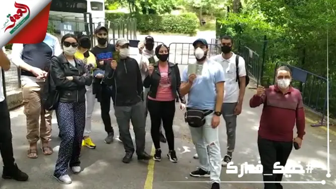المغاربة العالقون بتركيا يتظاهرون أمام قنصيلة المغرب: نفذت أموالنا ونعيش مأساة (فيديو)