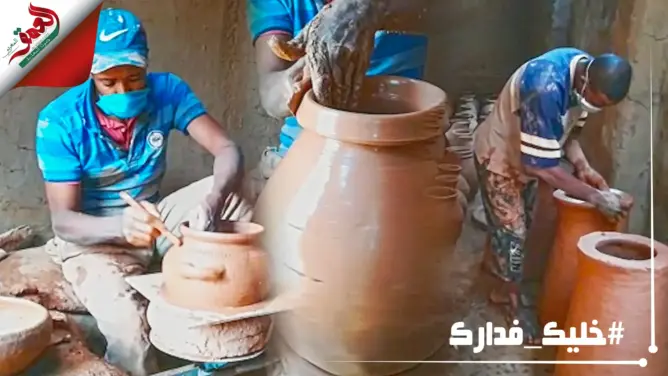 ورشة “حباشي للفخار”.. حالة الطوارئ تدفع أسرة ضواحي زاكورة إلى بعث الروح في حرفة الأجداد