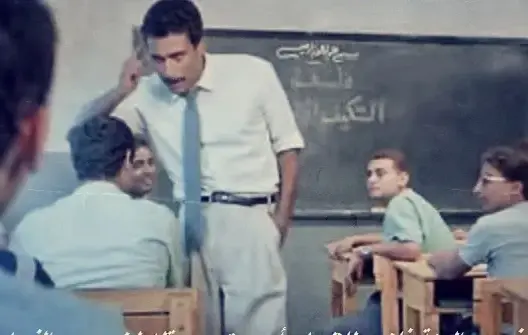 جدير بالمشاهدة: “البيضة والحجر”.. فيلم تحول فيه أحمد زكي لفيلسوف يواجه الخرافات (فيديو)