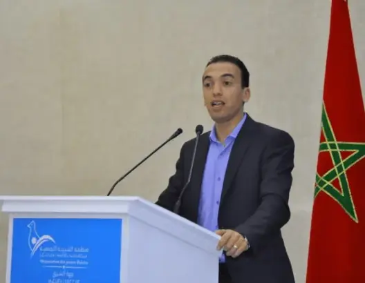 شبيبة الأحرار ترفض قانون “20-22”..وتتهم أطرافا “خارج الإجماع الوطني” بتسريبه