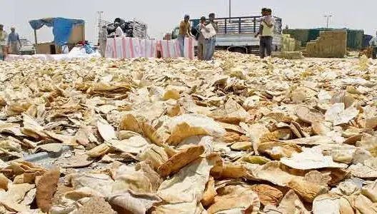 “الخبز الكارم” يتحول إلى مصدر قوت عائلات بالبيضاء خلال أزمة كورونا