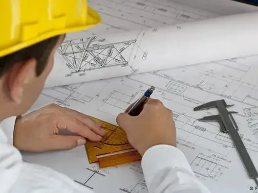 مهندسون ينددون بـ”تملص” مقاولات من التزامتها ويتخوفون من تعثر الموسم الجامعي