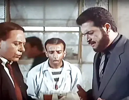 جدير بالمشاهدة: “طيور الظلام”.. فيلم كاد أن يُسجن عادل إمام بسببه (فيديو)