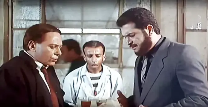 جدير بالمشاهدة: “طيور الظلام”.. فيلم كاد أن يُسجن عادل إمام بسببه (فيديو)