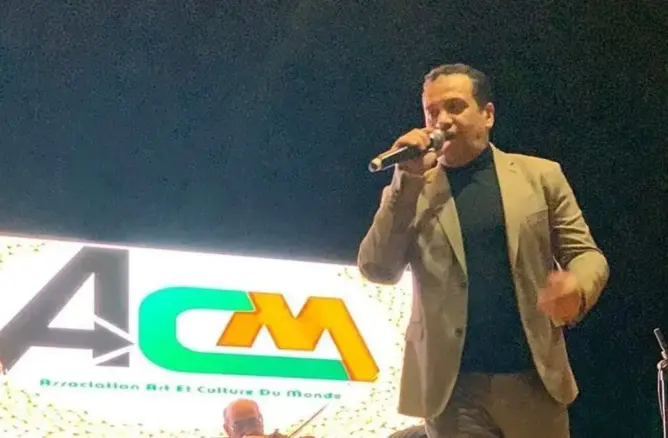 خالد العلوي..فنان بالفطرة اختار نشر الطرب المغربي الأصيل في باريس