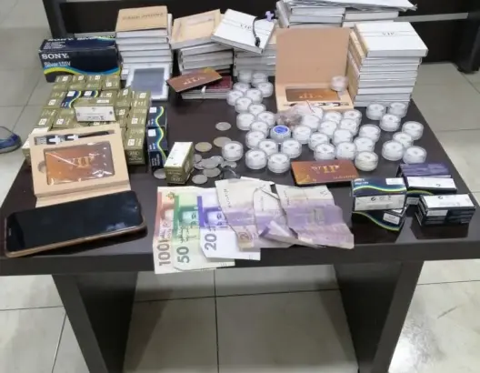 حجز معدات إلكترونية متطورة معدة للغش في إمتحانات البكالوريا بأكادير