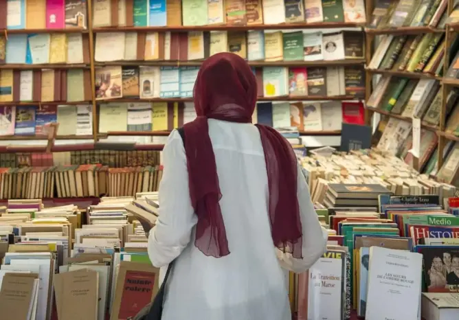 الشباب المغربي والكتابة الإبداعية .. نفور أم إقصاء؟