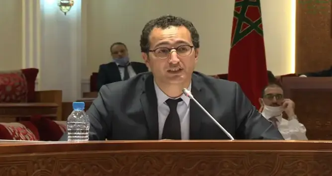 وزير الثقافة والرياضة